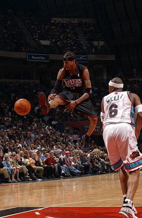 伤害性质的 伤害性质的